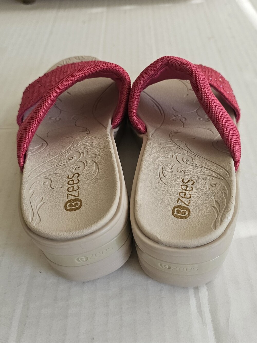 Bzees Dynasty Bright Slide Wedge Sandals Size 6.5 Rose Pink Open Toe Rhinestones - Picture 7 of 12